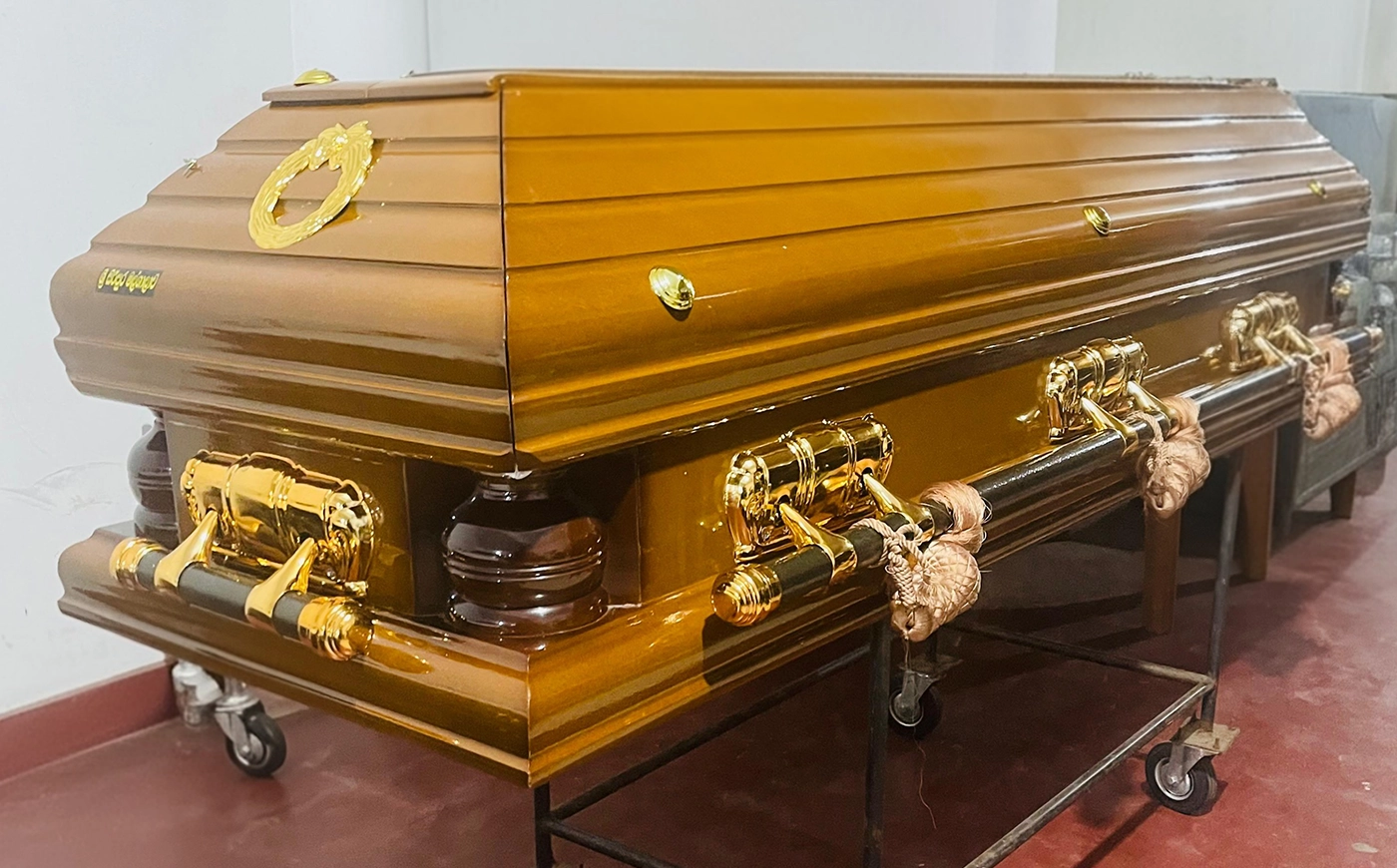 Coffins And <br> Caskets 